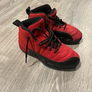 Kids Jordan 12 Retro Reverse Flu Game PS